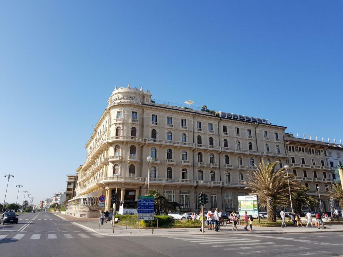 Rodeo Drive Apartment Viareggio Luaran gambar